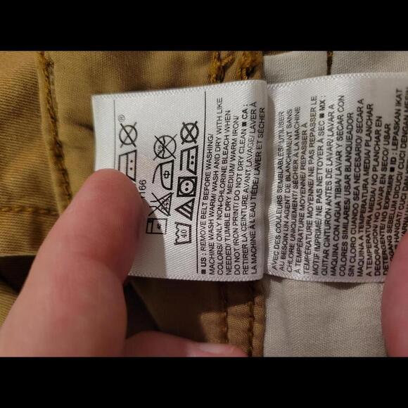 Old Navy size 38 tan khaki chino cargo shorts - Picture 5 of 5